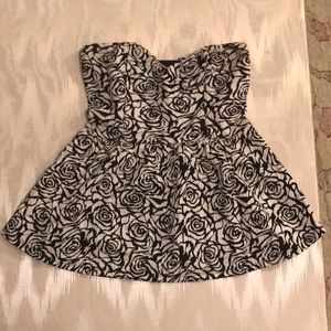 Urban Outfitters Peplum Tube Top